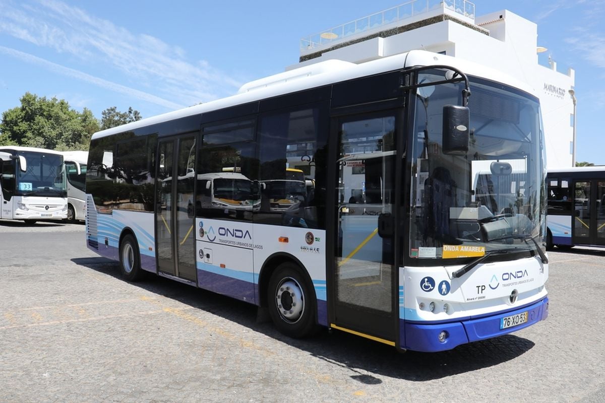 Transportes urbanos de Lagos “A ONDA” gratuitos para estudantes até aos 18 anos