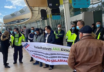 PCP solidário com enfermeiros em Portimão e trabalhadores da ANA no Aeroporto de Faro