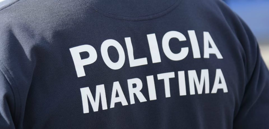 Auxiliado homem após queda acidental na Marina de Lagos