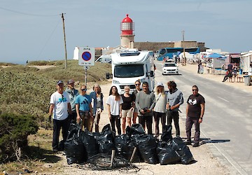 Mais de 300 kg de lixo foram recolhidos numa acção de limpeza junto ao Cabo de S. Vicente