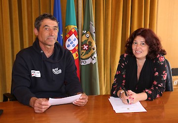 Câmara Municipal de Vila do Bispo patrocina atleta de Windsurf, Carlos Clímaco
