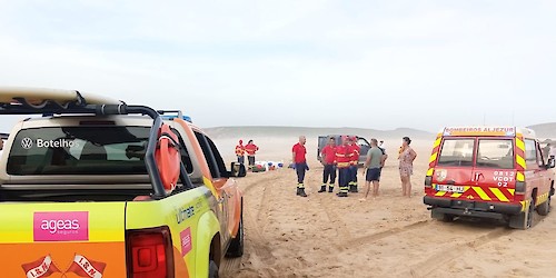 Uma pessoa morreu e uma outra encontra-se desaparecida na praia da Bordeira em Aljezur