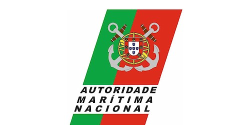 Auxiliada mulher em estado inconsciente na praia de Alvor em Portimão