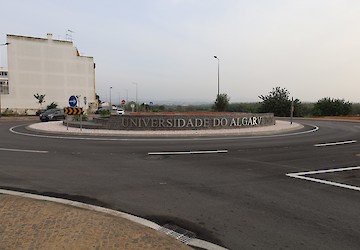 Terceira circular de Faro avança com inauguração da Avenida 25 de Abril