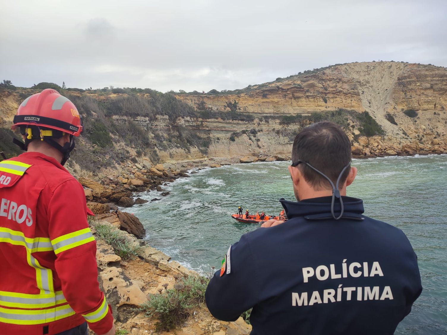 Estação Salva-vidas de Sagres resgata mergulhador isolado numa zona rochosa em Lagos