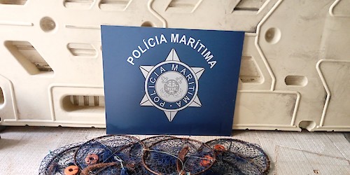 Polícia Marítima apreende 60kg de caranguejo-mouro e 11 artes de pesca em Tavira
