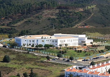 Câmara Municipal apoia o Agrupamento de Escolas Professora Piedade Matoso, Aljezur, para a realização das visitas de estudo e encontros no âmbito do Desporto Escolar