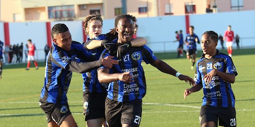 Futebol Sénior: C D Odiáxere conquista quarta vitória consecutiva e aproxima-se do 3º lugar; E D Bensafrim averbou nova derrota e continua “lanterna vermelha”