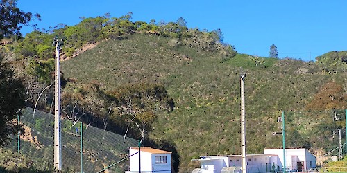 Município de Aljezur lança empreitada para iluminação do campo de futebol municipal e do polidesportivo da Carrapateira, com sistema led