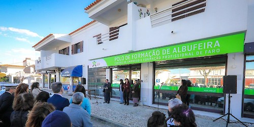 Município de Albufeira inaugura a primeira creche do país no âmbito do PRR e as instalações de um centro qualifica