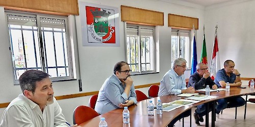 Autarquia reúne-se com população e apresenta  propostas para garantir segurança na EN 125