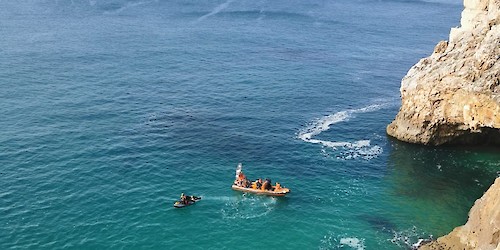 Retomadas as buscas por homem desaparecido após mergulho de uma arriba em Vila do Bispo