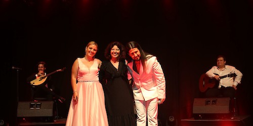 Noite de Fados com César Matoso e Luana Velasques encantaram um auditório de 150 pessoas no Pavilhão Multiusos de Sagres