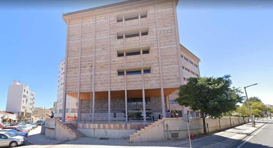 Tribunal de Portimão decreta prisão preventiva para ladrão em série