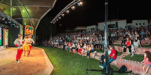 “Castro Marim (com) VIDA” encerrou em festa com Teatro de Revista