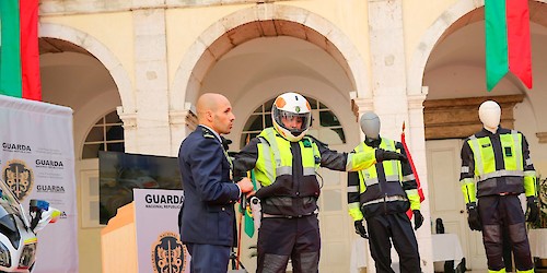 Apresentação do novo equipamento de proteção para os motociclistas da Guarda Nacional Republicana