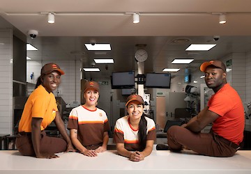 Burger King está a recrutar no Algarve: Há 75 vagas para o verão 2023