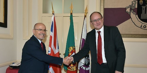 Embaixador do Reino Unido veio a Loulé conhecer projetos nacionais sobre Envelhecimento Ativo
