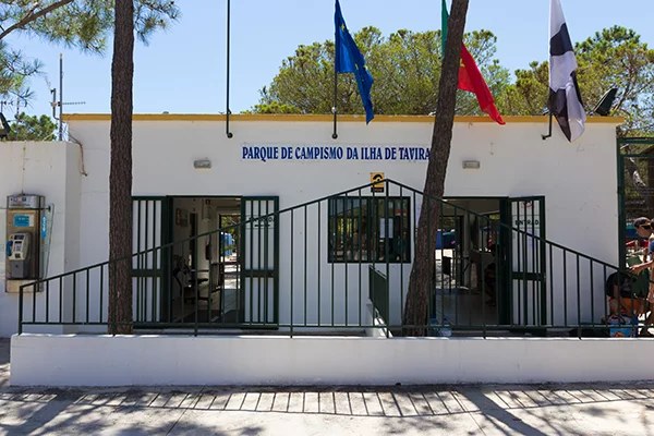 PCP contra a concessão da gestão do Parque de Campismo da ilha Tavira a privados