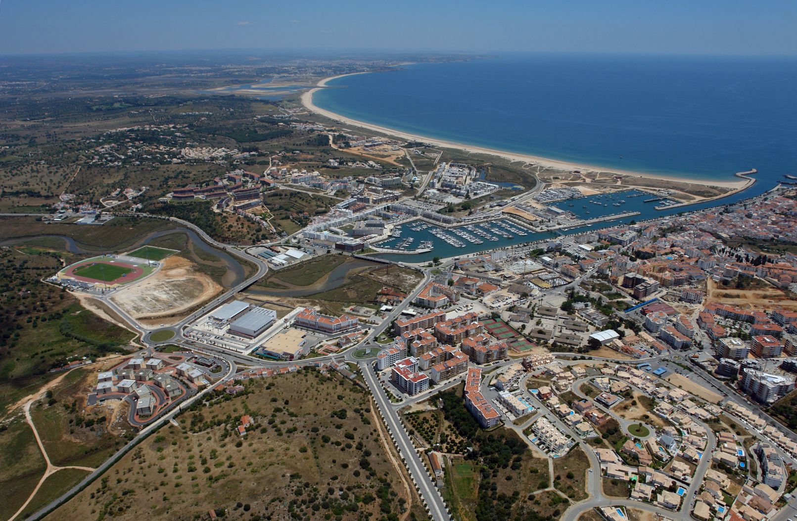 Centro Nacional de Arqueologia Náutica e Subaquática em colaboração com o Município de Lagos realiza campanha de mar na baía de Lagos, Algarve