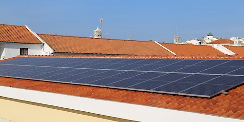 Vila do Bispo instala painéis fotovoltaicos nos edifícios públicos