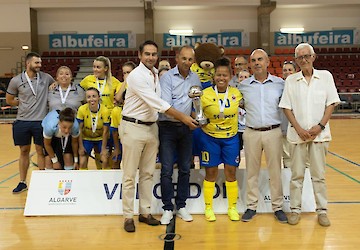 Final da Supertaça do Algarve de futsal feminino teve lugar em Albufeira e deu vitória ao Parchalense