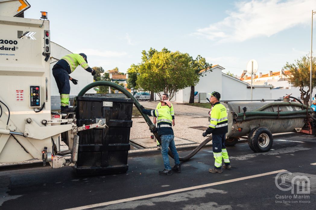 Castro Marim: Limpeza, lavagem e higienização de contentores de resíduos urbanos e envolventes - intervenção reforçada e integrada
