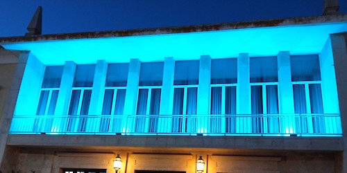 Câmara Municipal de Vila do Bispo iluminada de azul pela Prevenção do Cancro da Próstata