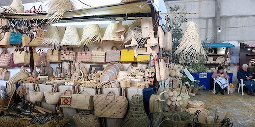 Feira da serra de Loulé propõe tradição e criatividade para o natal