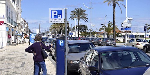 Vila Real de Santo António continua a lutar pelo fim da concessão de gestão  e exploração do estacionamento público tarifado no concelho