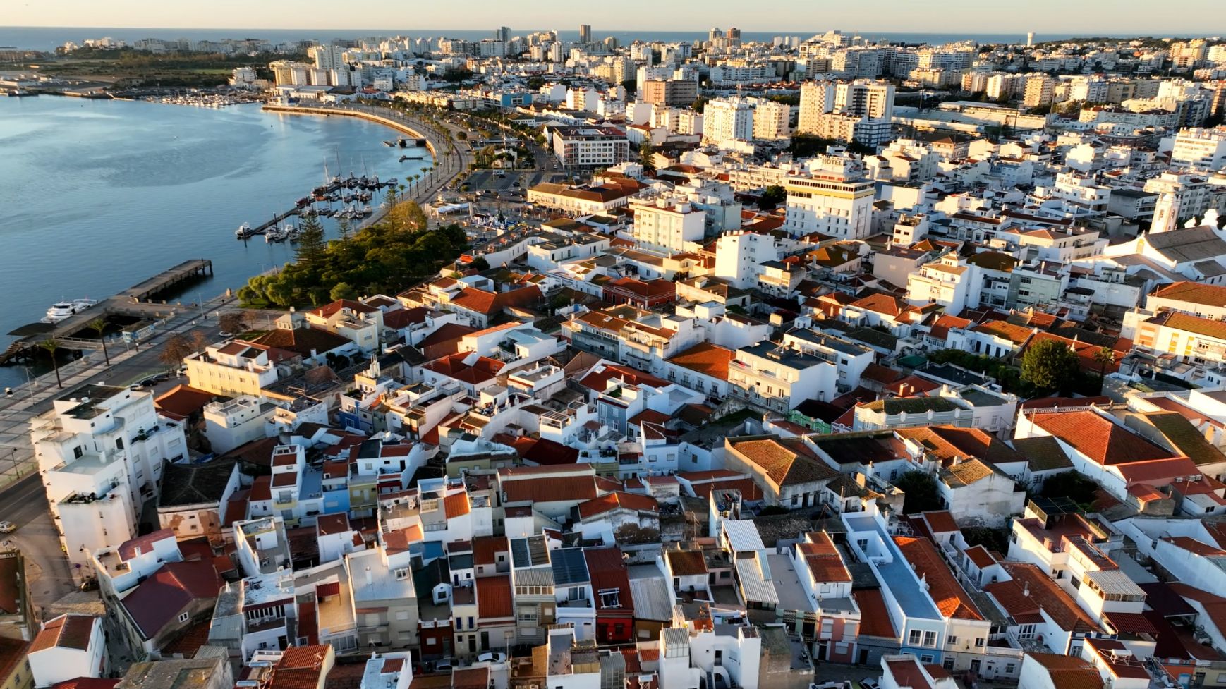 Município de Portimão reuniu com ALGAR e reiterou a preocupação com a recolha dos recicláveis a cargo dessa empresa