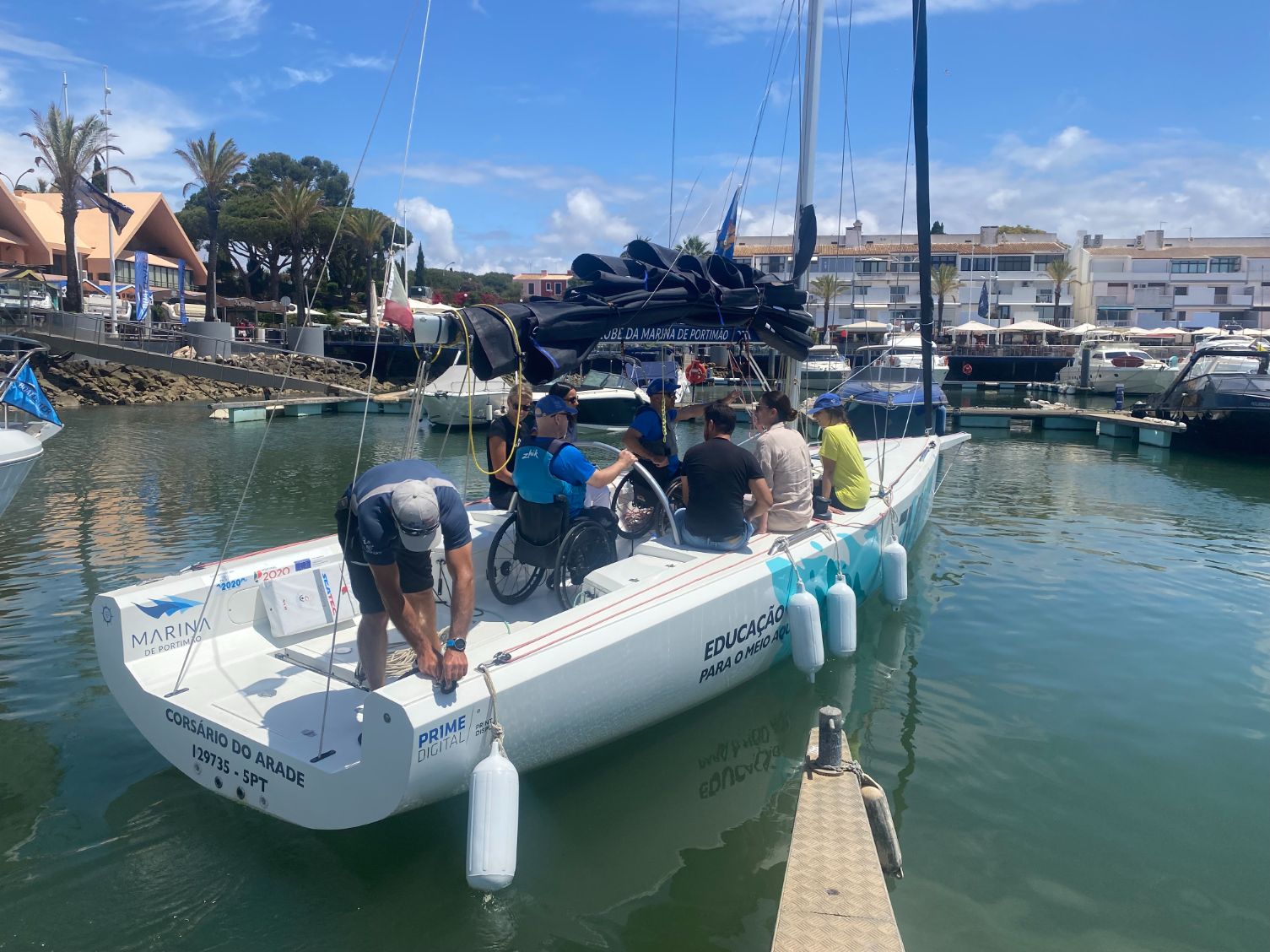 Vela Solidária conquista terceiro lugar na Regata CIMAV na abertura do Boat Show de Vilamoura