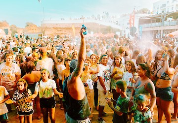 Festa da Juventude em Lagos: Música, cores e sustentabilidade