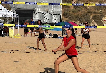 "Verão desportivo" termina com a final dos torneios de voleibol de praia e futevolei