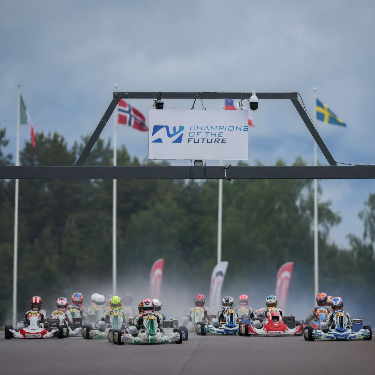 Champions of the future: Algarve recebe elite do karting em Portimão