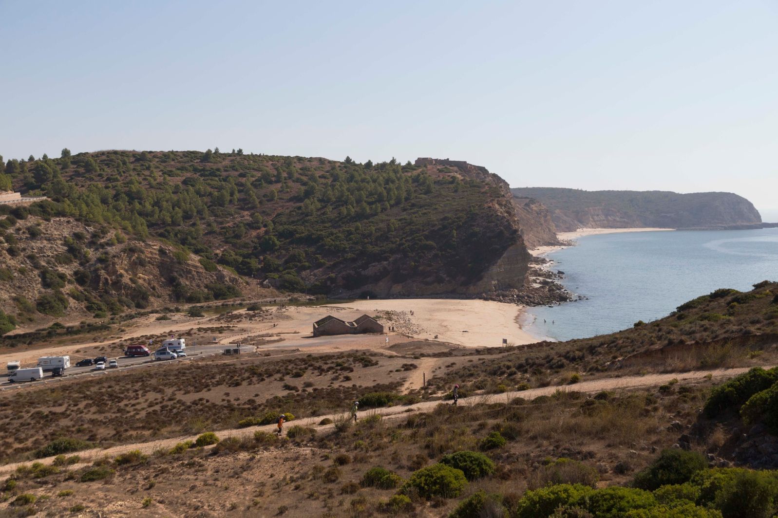 3 Praias de Vila do Bispo interditas a banhos devido ao derramamento de crude