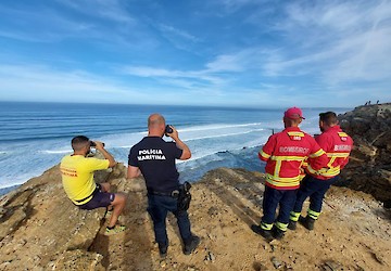 Interrompidas buscas por pescador lúdico desaparecido na praia da Bordeira em Aljezur