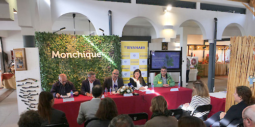 Renature Monchique: GEOTA e Ryanair comprometem-se a plantar 500 mil árvores até fevereiro de 2025