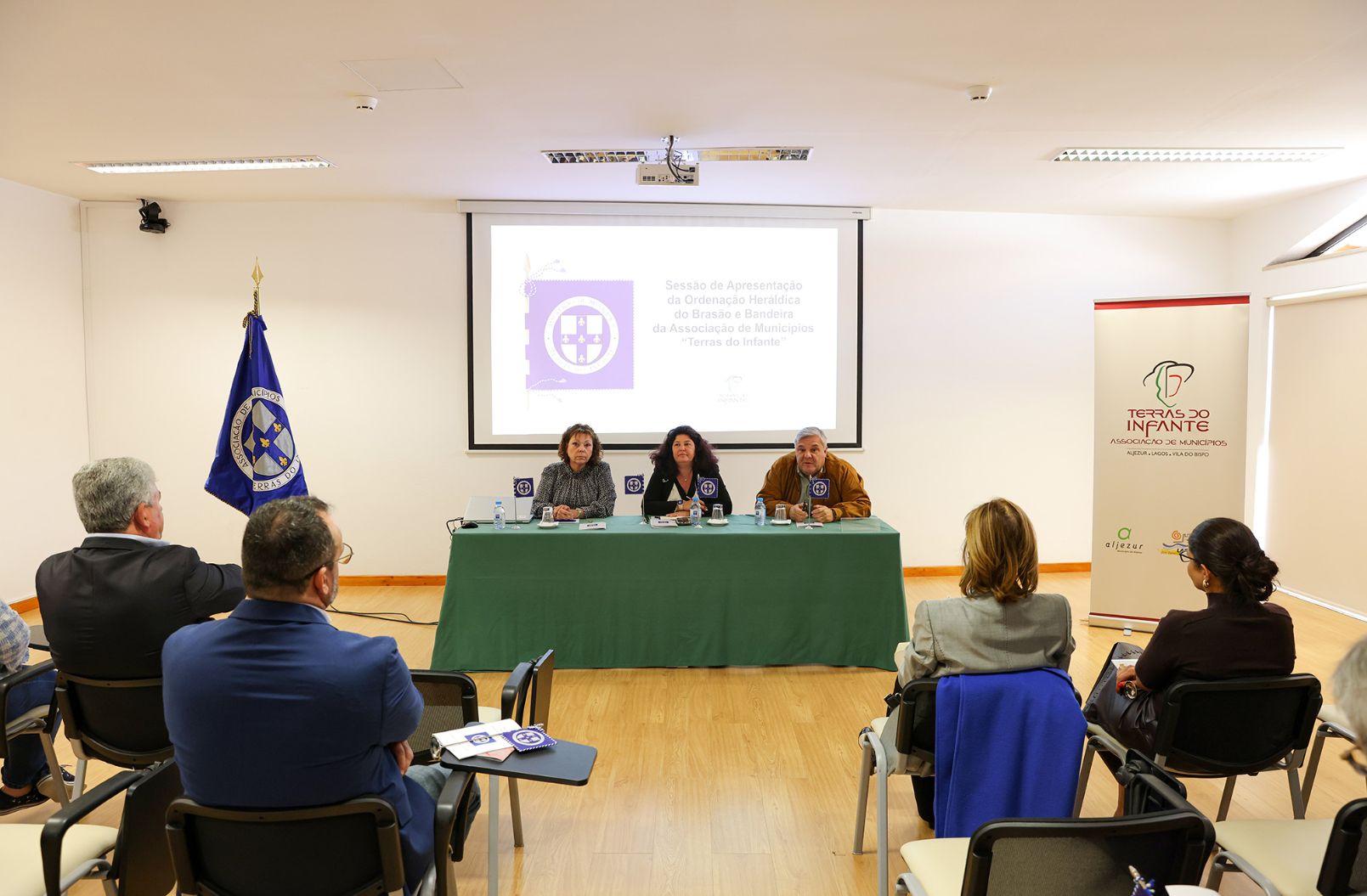 Terras do Infante apresenta os seus símbolos heráldicos