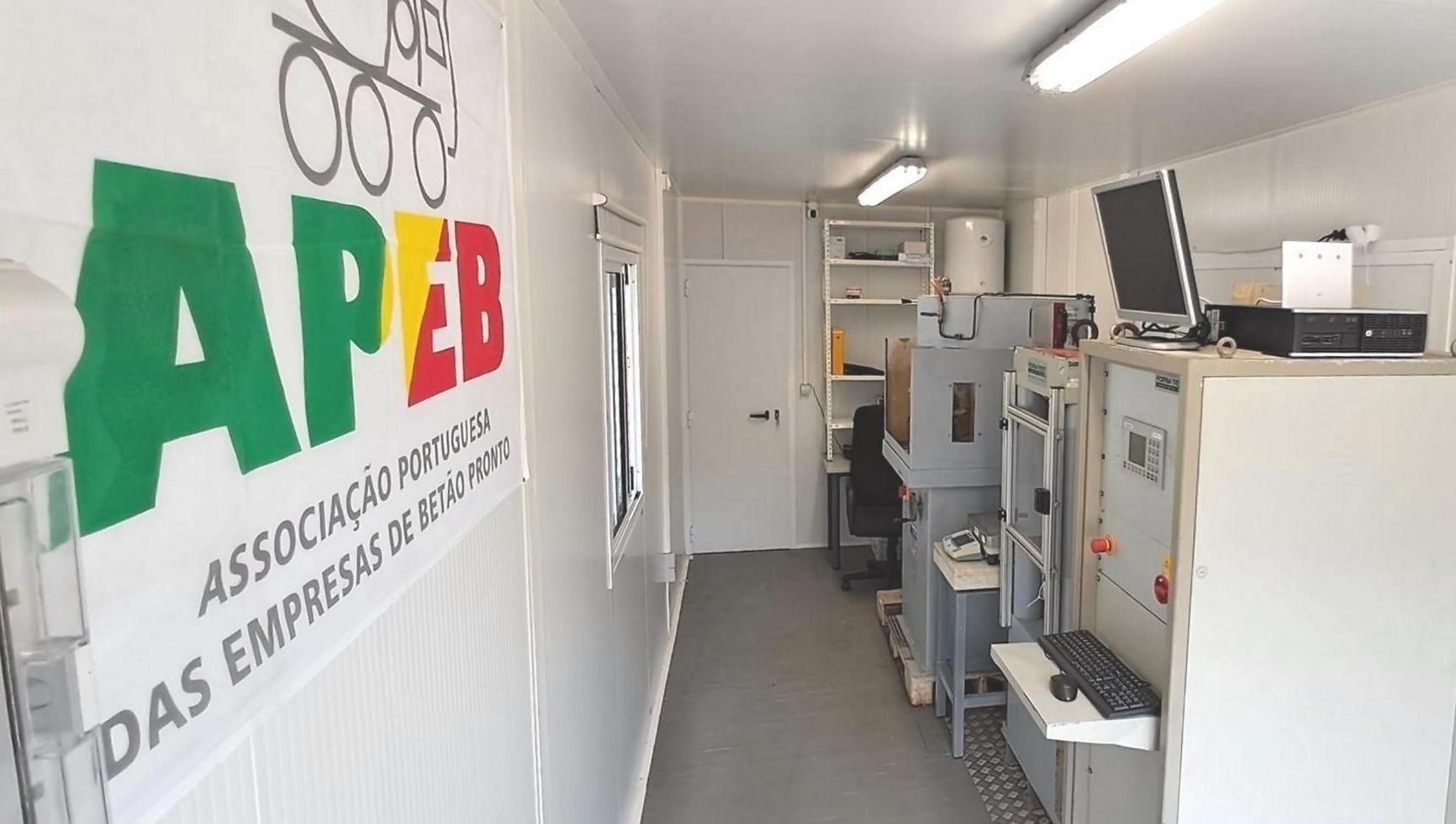 APEB inaugura Laboratório de Betão no Algarve