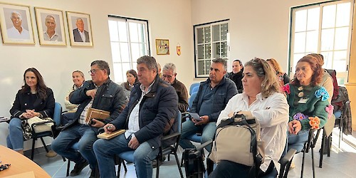 Junta de Freguesia da Guia distribui receita do espetáculo solidário "Humor à Moda da Guia"