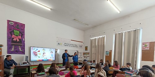 "A Bola Vai à Escola" já passou por mais de 3700 alunos de 221 turmas do Algarve