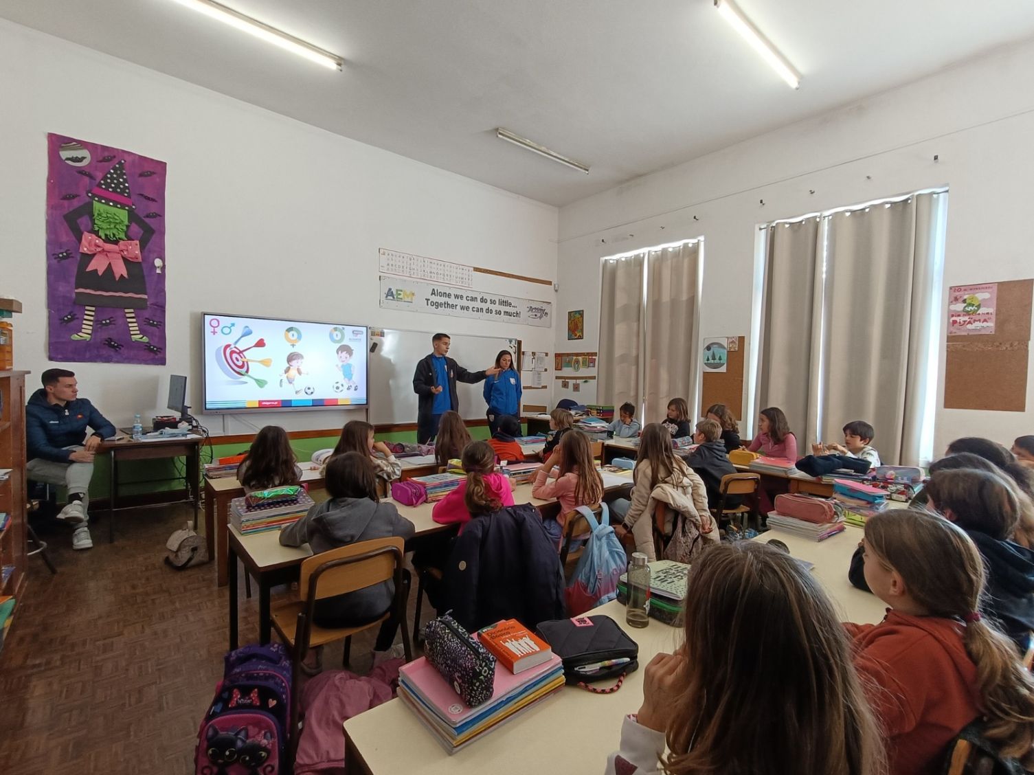 "A Bola Vai à Escola" já passou por mais de 3700 alunos de 221 turmas do Algarve