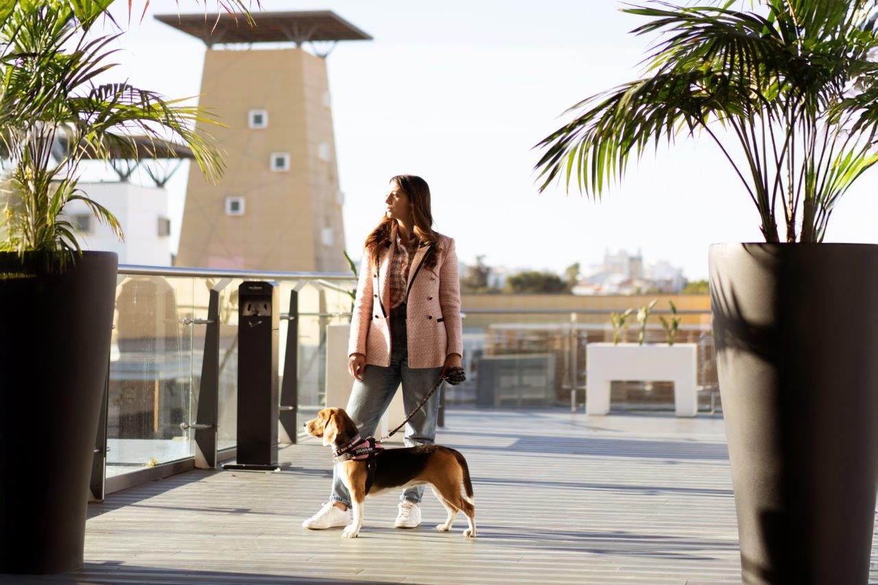 Já pode levar o seu animal de companhia a passear consigo ao Aqua Portimão: o centro comercial é Pet Friendly