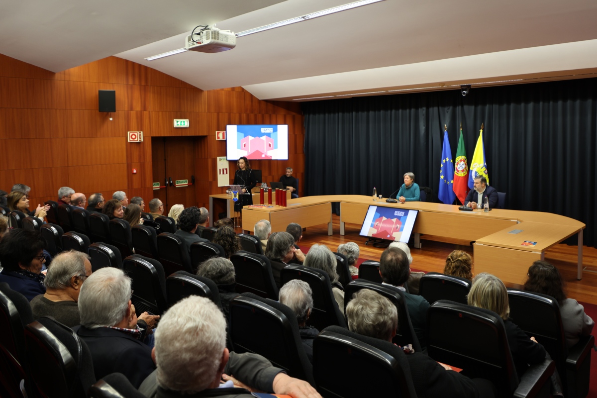 Lagos homenageia figuras marcantes com novos topónimos