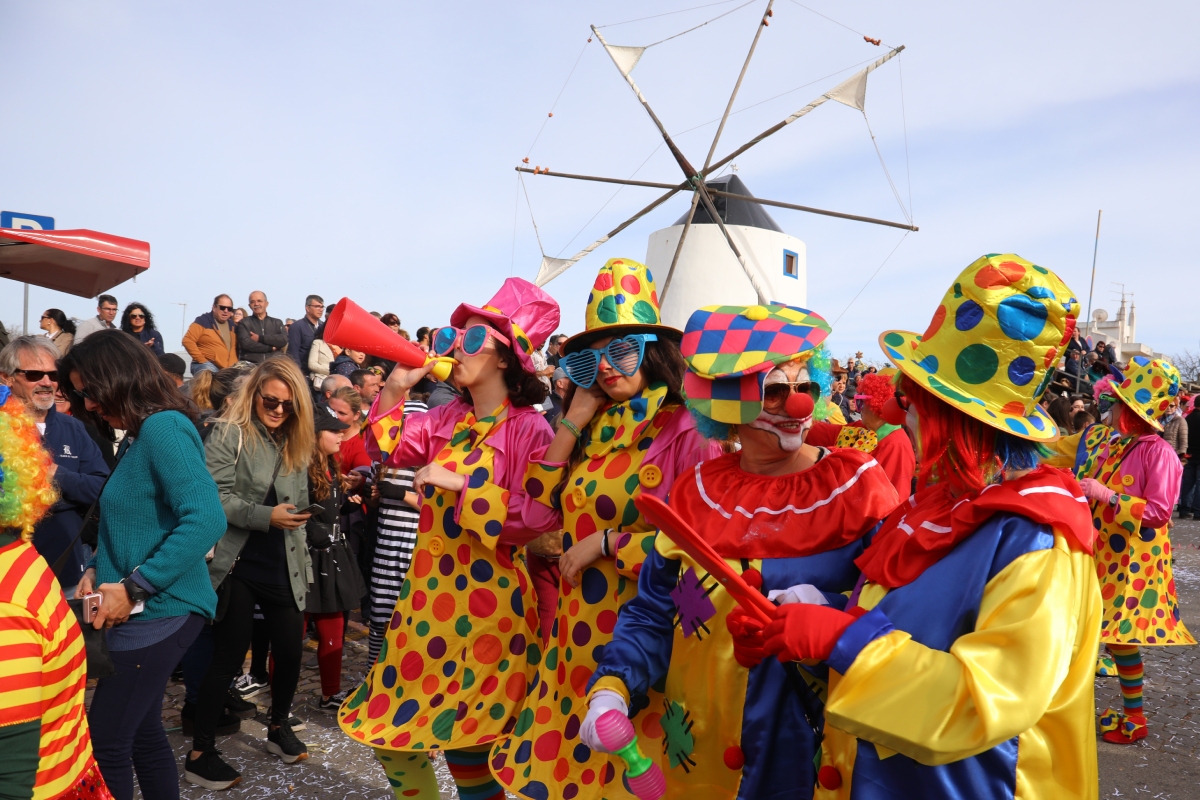 Lagos entra no espírito de Carnaval