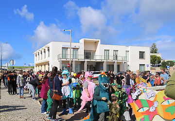 Pequenos Foliões alegraram as ruas de Vila do Bispo no Desfile de Carnaval das Escolas