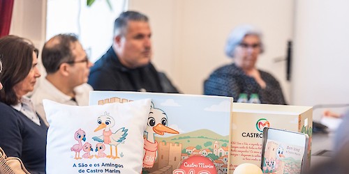 Município apresenta novo programa de apoios sociais “Castro Marim Cuida de Si” e baby box inédita em Portugal