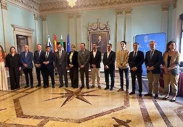 PSD Algarve assina manifesto com Partido Popular de Huelva para acelerar ligação ferroviária Faro – Sevilha