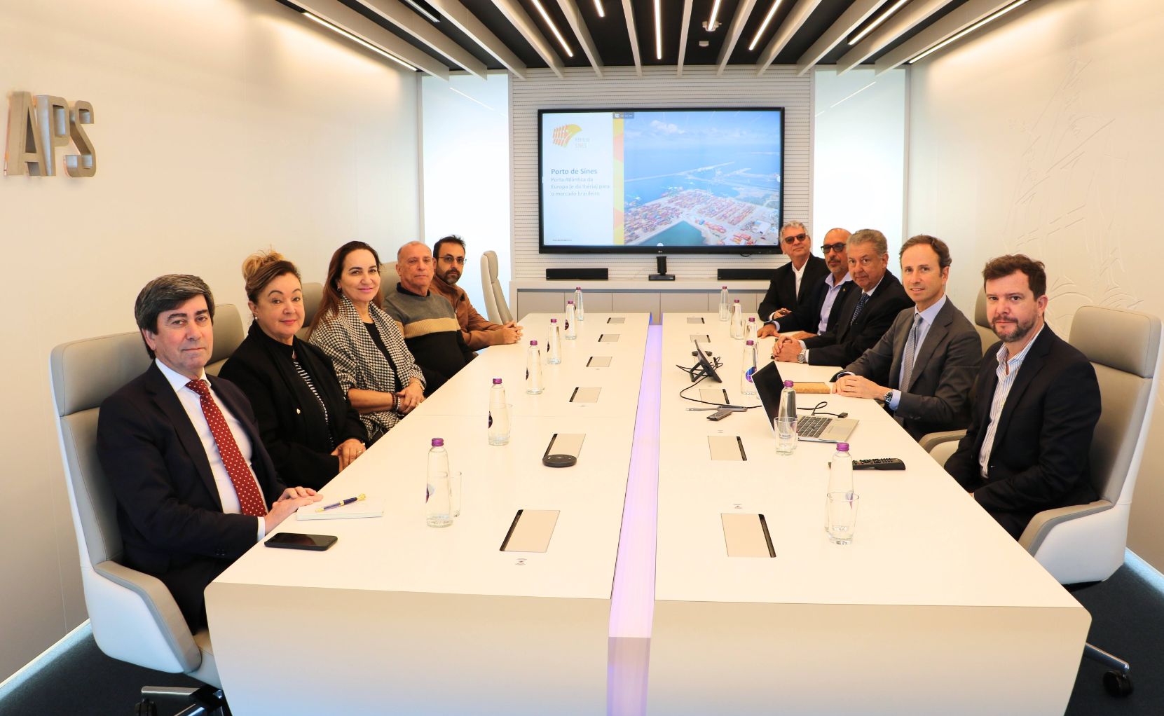 Delegação Brasileira de Goiás em visita ao Porto de Sines